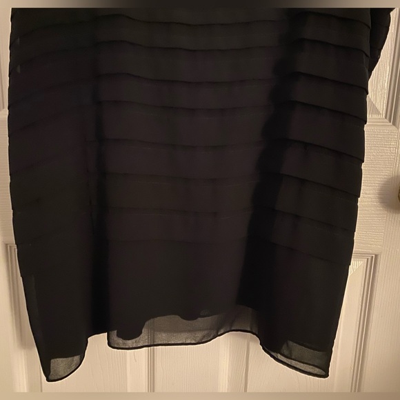 BY ARTISAN Black Sleeveless Top with Sheer Black Overlays Size 2X - Picture 3 of 5
